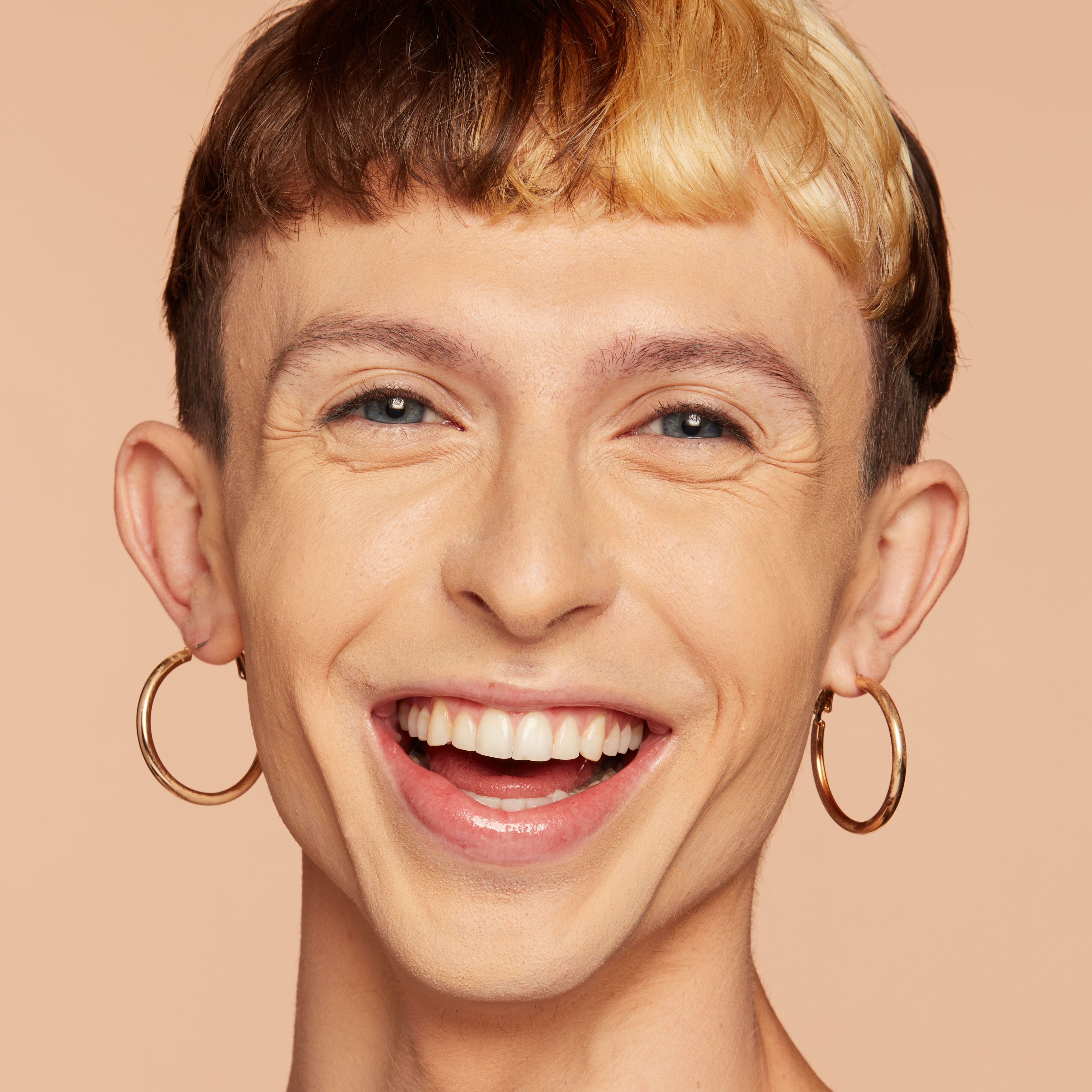 FONDOTINTA CAN'T STOP WON'T STOP FULL COVERAGE