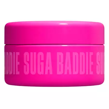 Burro corpo NYX Professional Makeup Fat Oil (Suga Baddie) mostrato aperto, con la crema color panna nel vasetto rosa acceso e tappo coordinato, formato 145 ml.